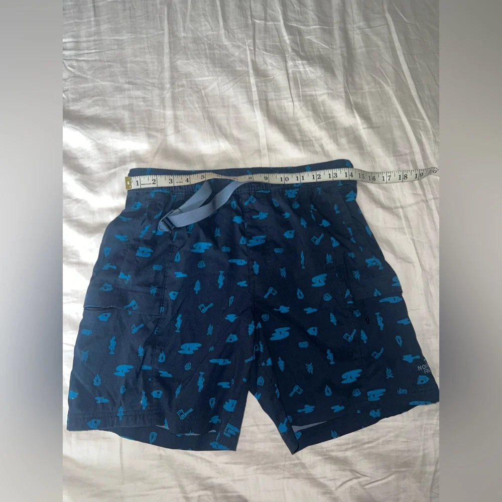 The North Face Class V Belted Shorts Blue Print Size S
